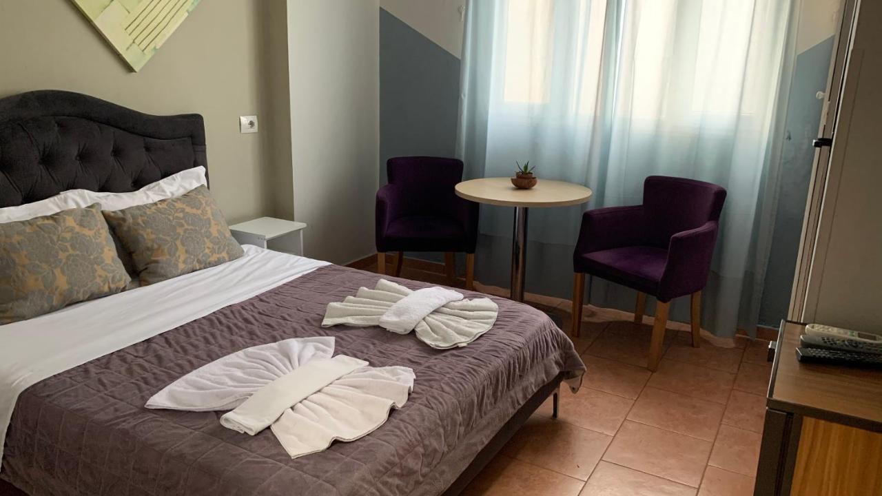 Guest House De Rada Тирана Екстериор снимка